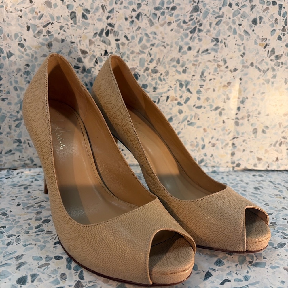 Cole Haan Nike Air Peep Toe Pumps Nude Leather Heels 7B D33806 - Picture 2 of 9